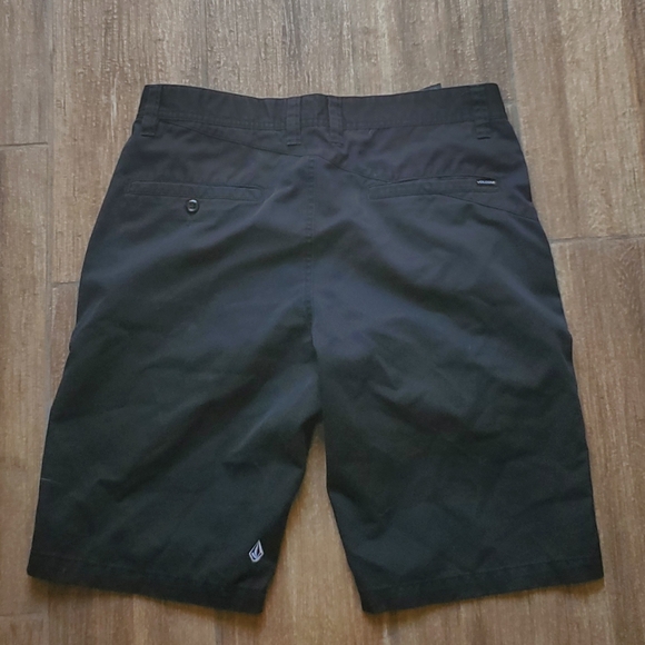 Volcom Men's True To This Black Shorts. - Picture 14 of 16